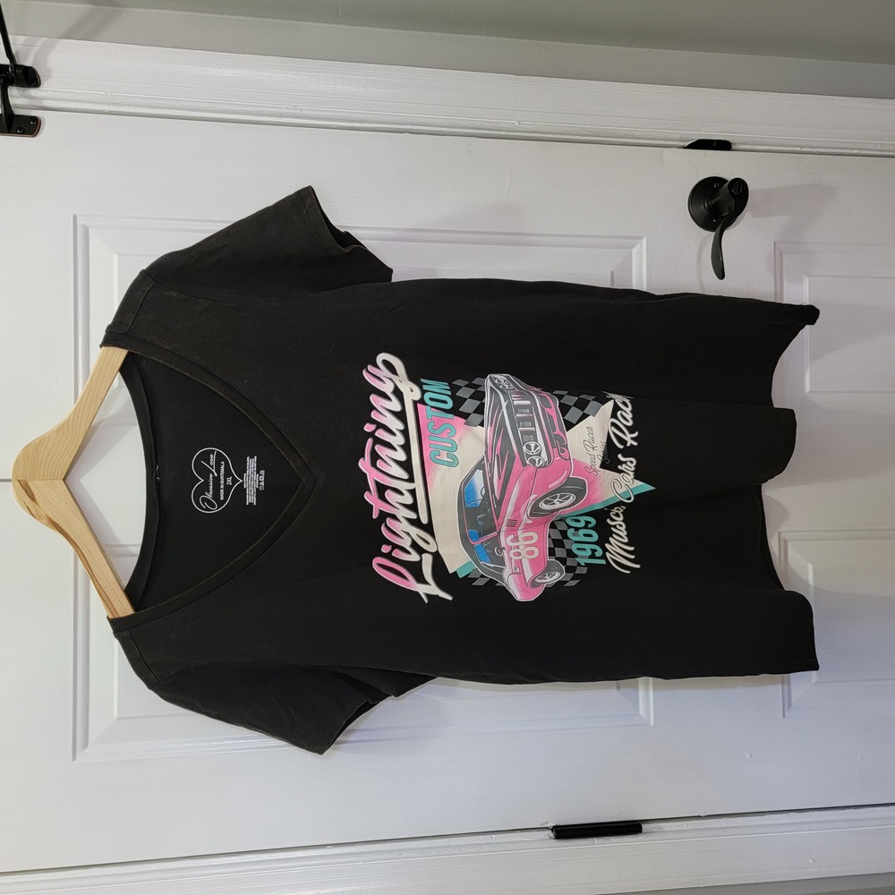 NEW Obsessive Love Graphic Tee Size 2XL
